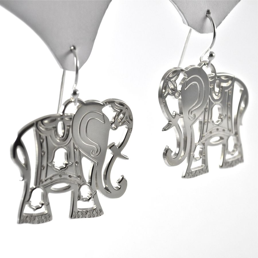 Luci Mendola Genève